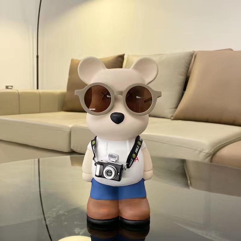 Cartoon Bear Piggy Bank: Creative Modern Ceramic Ornament for Living Room