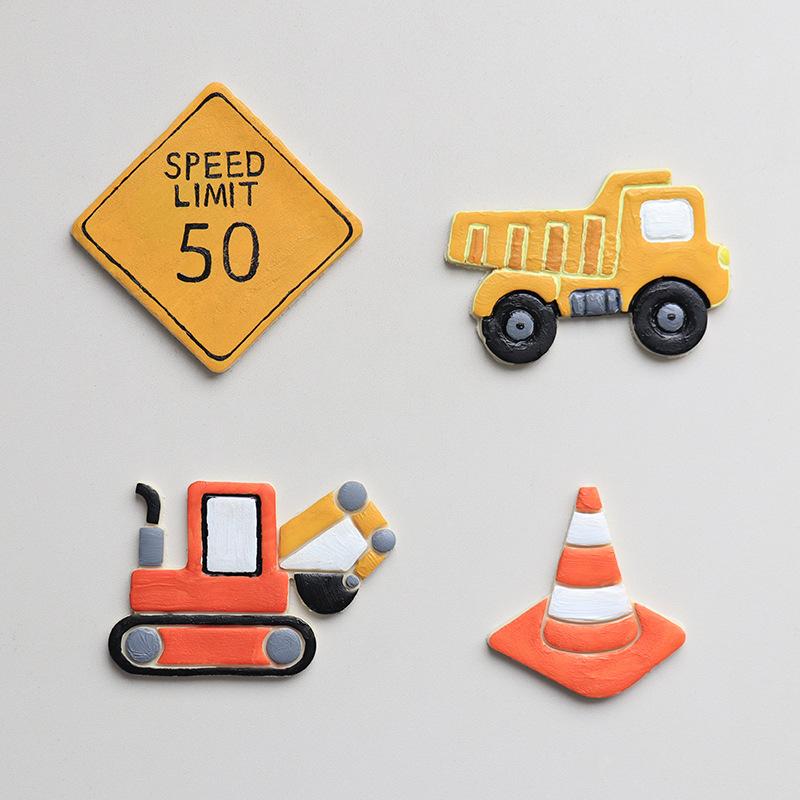 New Creative Cookie Cutter Plastic Excavator Dump Truck Design Mold Stamp for Making Children's Party Cookie DIY Baking Supplies
