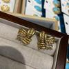Fashion Russian Russian Gold Woven Texture Stud Earrings, Inlaid With Zircon Design Temperament Retro Stud Earrings