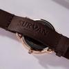 SURVAN Herren-Analog-Quarz-Uhr Weißes Zifferblatt Kastanienbraunes Echtes Lederarmband Saphirglas 50M Wasserdicht