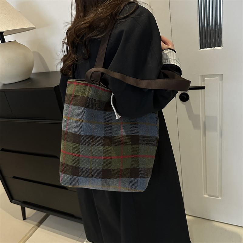 Wholesale Women's Bags 2024 New Arrival Trendy Tote Bag With Big Capacity