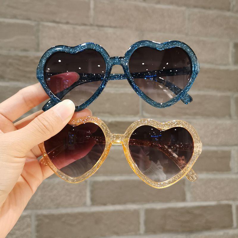 New Cartoon Lovely Sunglasses Heart Shape Frame Flash Crystal Girls Sun Glasses Round Street Beat Eyewear