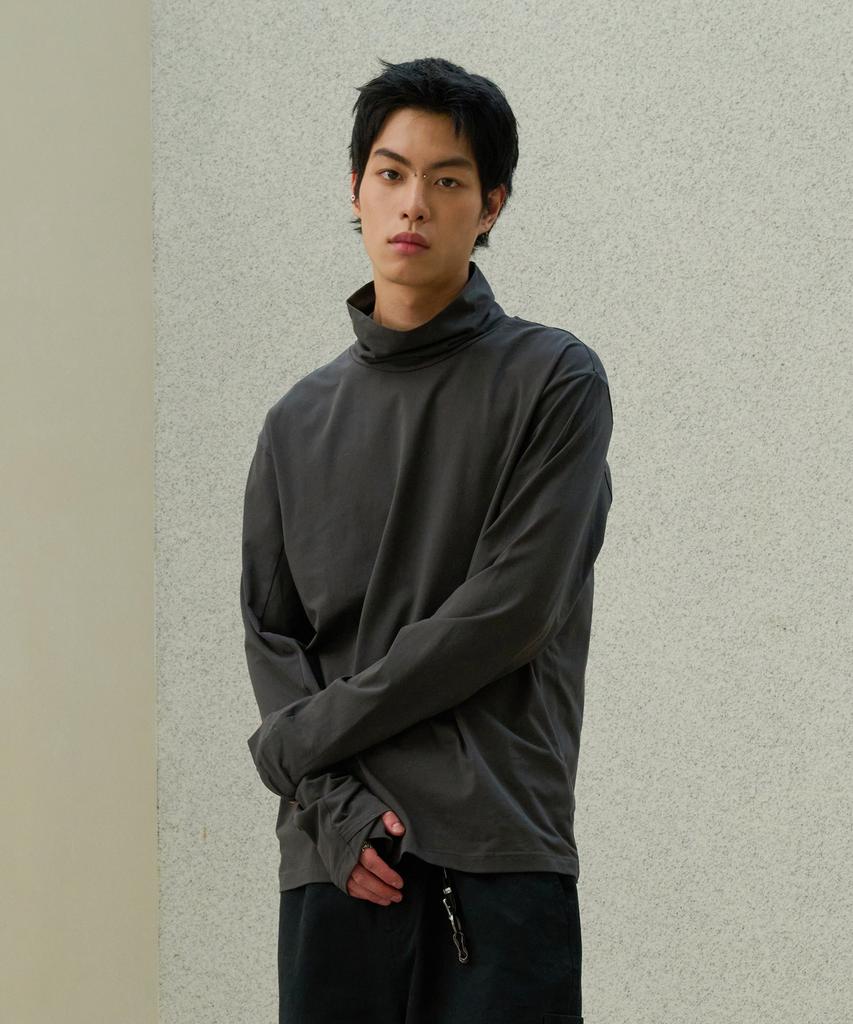 DESIRED Essential Turtleneck T-Shirt-Ffsk5111C09
