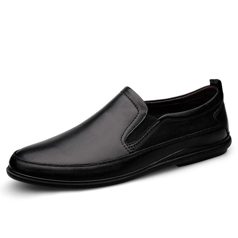 Men's Large Slip-On Leather Casual Shoes – Soft Sole, Breathable Cowhide, Ideal for Driving, Comfortable Dad Style