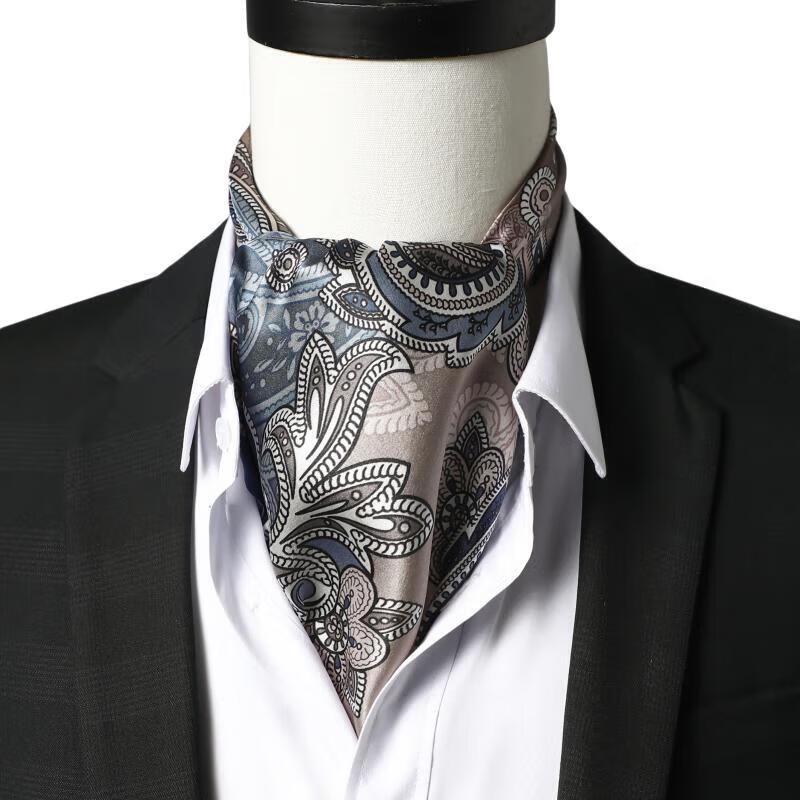 

Мужской квадратный шарф из принтованного тутового шелка