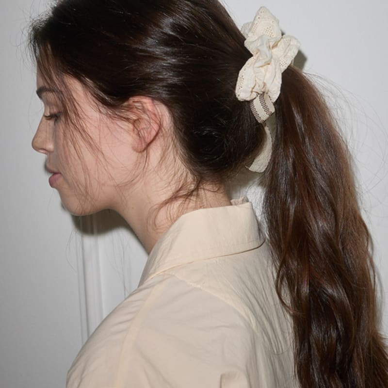 Melanie Joy MJ_Spitzen-Haargummi mit Schleife