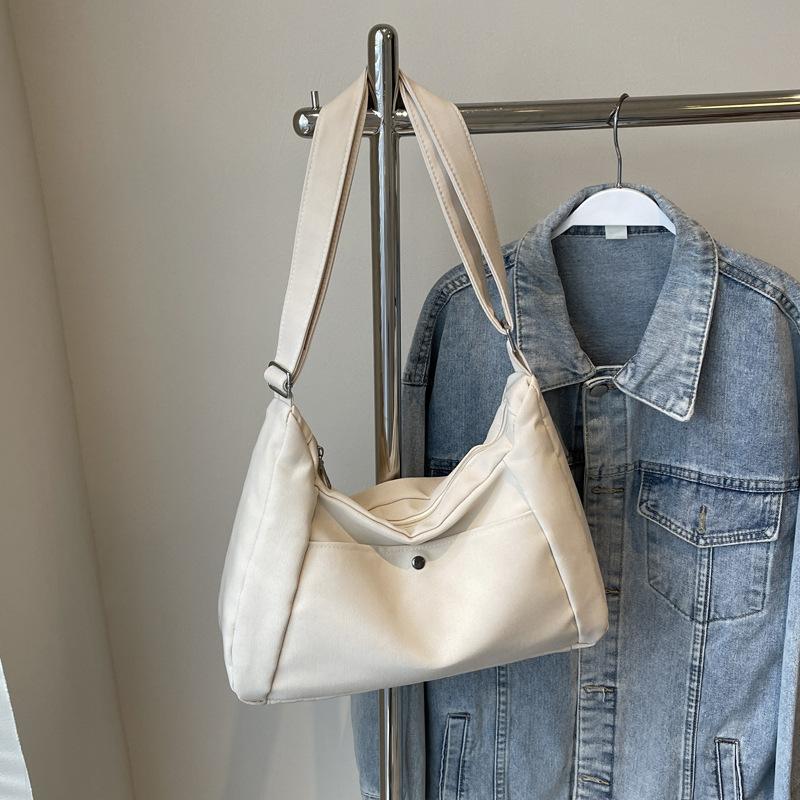 2025 New Shoulder Underarm Bag Women's Bag Trendy Versatile Simple Fashion Korean Version Large Capacity Messenger Canvas Bag
