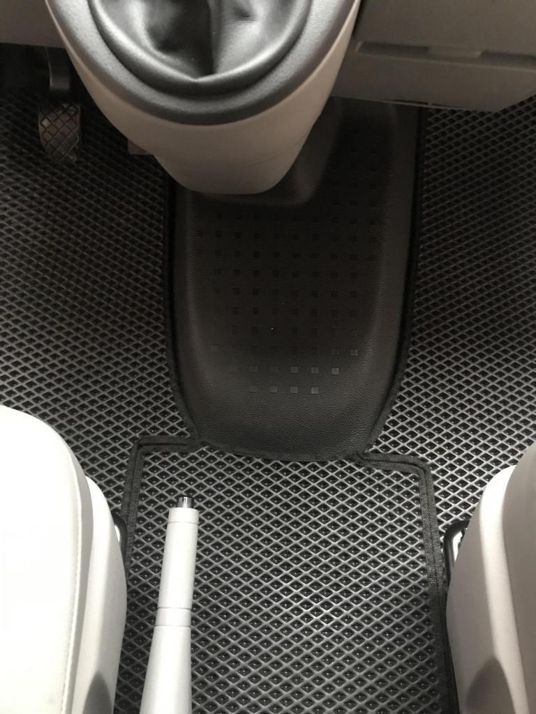 Maty EVA (czarne, przednie, dla 1-20251) Dla volkswagena transportera T5 2003-2010