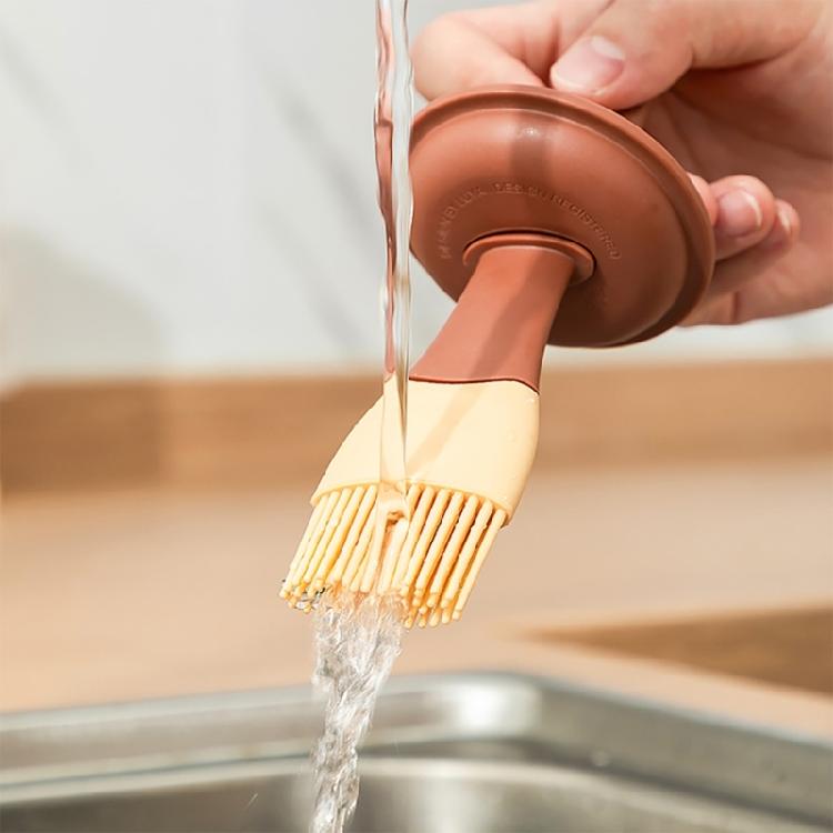 Multipurpose Silicone Basting Tool With Attached Oil Reservoirs Nontoxic Materials Quick Rinse Maintenance