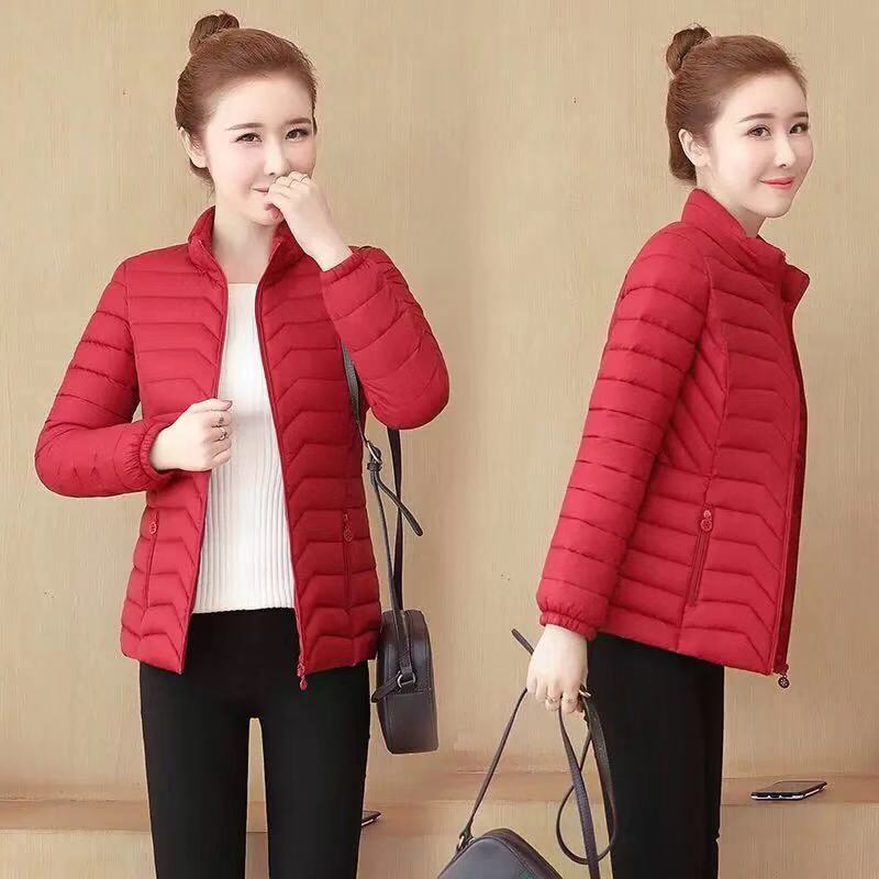 

Зимова жіноча коротка ватна куртка, легка бавовняна куртка, приталена куртка XL вина червоного кольору