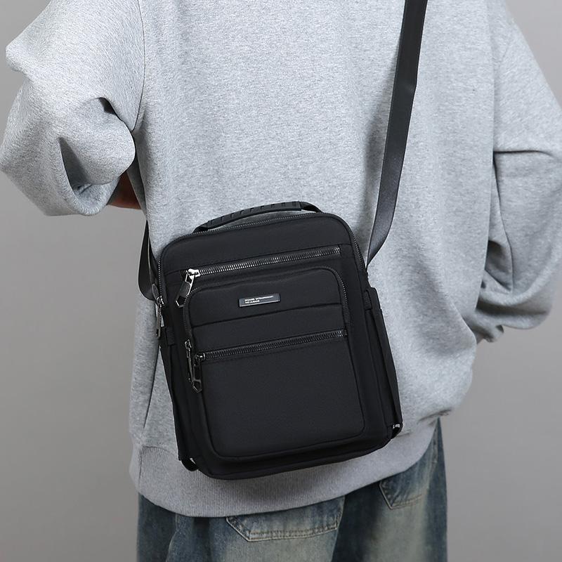 Men's Business Handbag Multi-Layer Large Capacity Shoulder Crossbody Bag