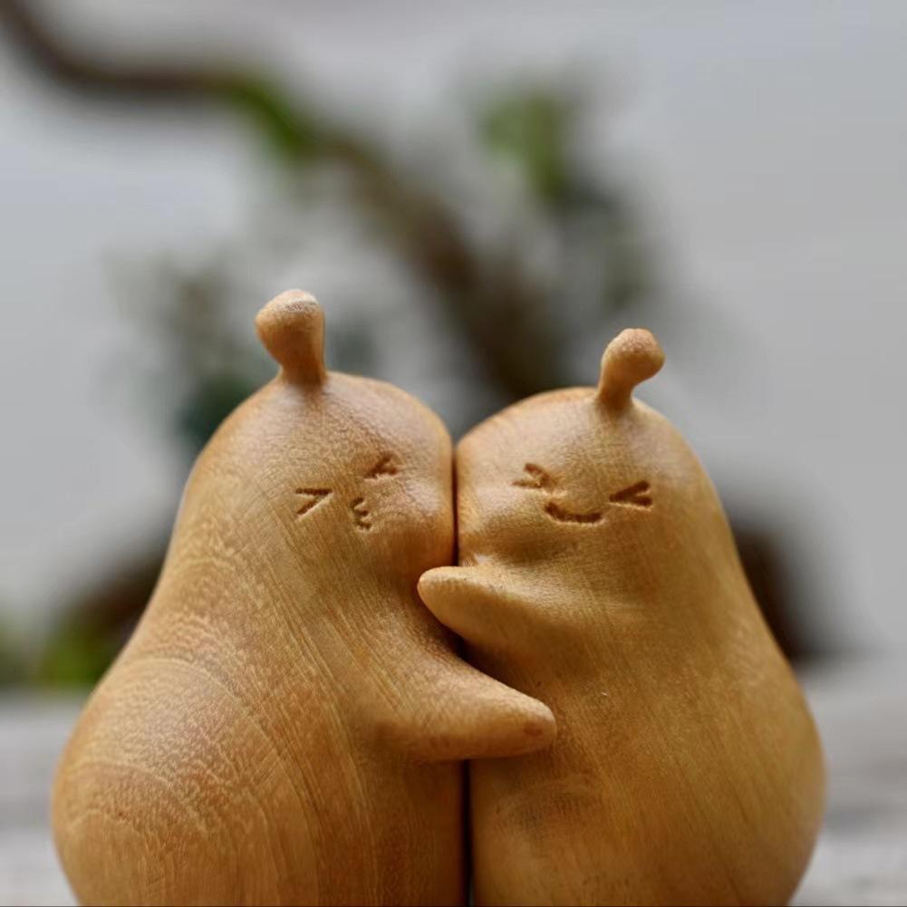 

Cute Wooden Carvings Never Separate Figurine Valentine s Day Gifts Boyfriend Birthday Hugs Pears Home Decor Desktop Ornaments