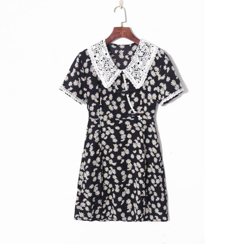 

2023 Fall Women s Clothing Retro Daisy Print Sweet Stitching Crocheted Peter Pan Collar Short Sleeve High Waist Slim Looking Dress Daisy Print S