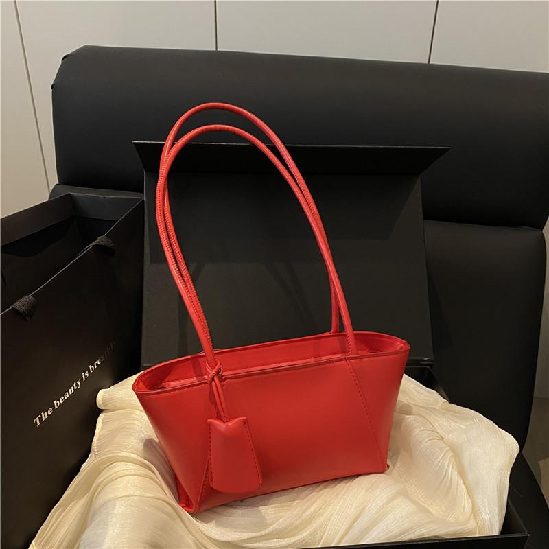 

2025 summer new Korean version fashion texture simple niche design handbag one shoulder crossbody armpit women s bag хаки