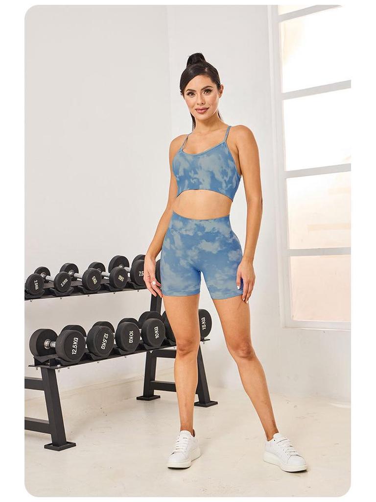 DARCSPORT Women's Seamless Wolf Print Fitness Set (Bra, Shorts, Pants)