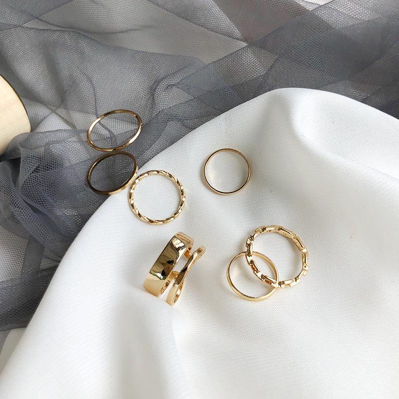 Trendy 7-Piece Women's Ring Set: Fashionable Minimalist Design, Light Luxury, Cool Niche Style, European & American Inspired Pinky Bands