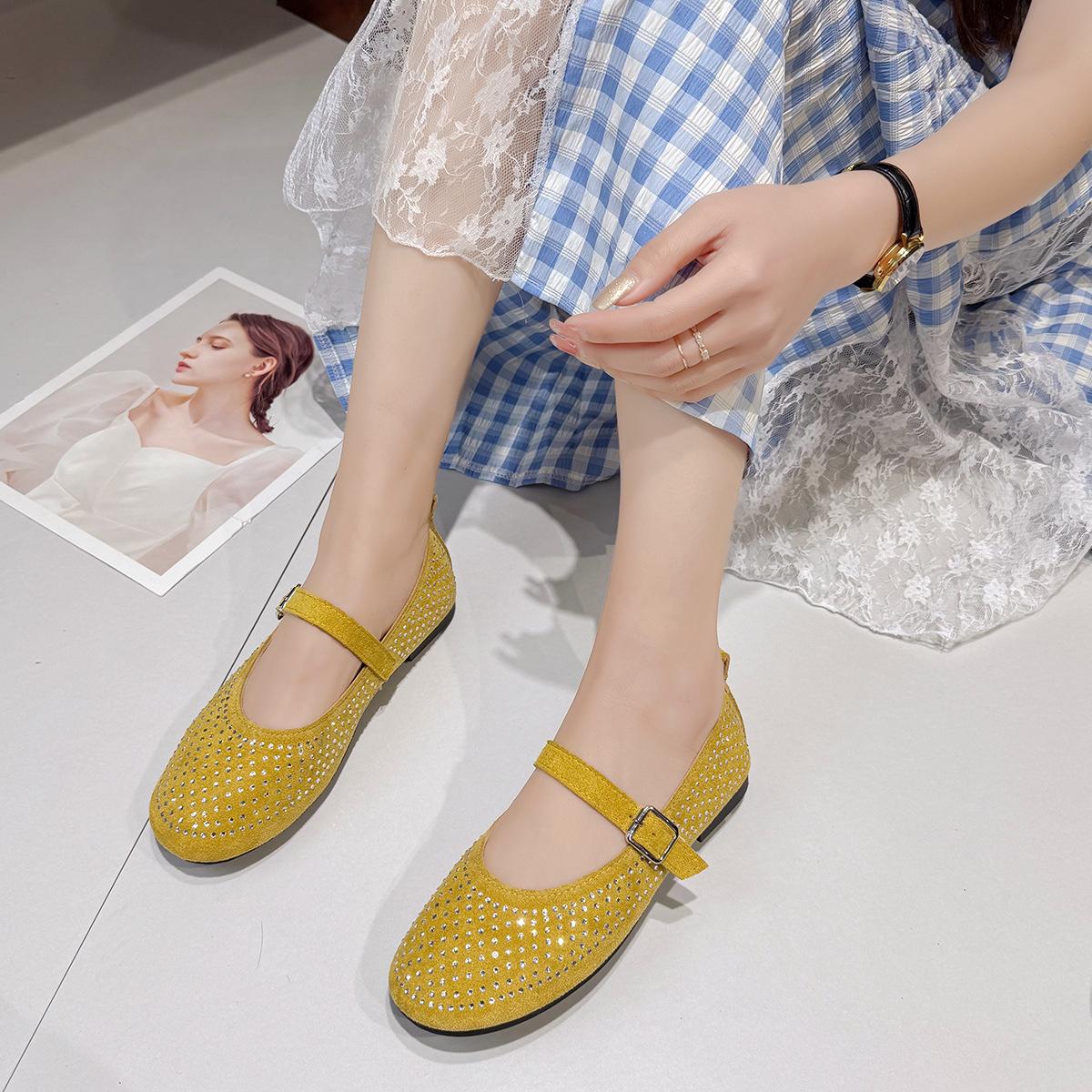 

Повседневные одинарные туфли женские весна 2025 новые со стразами одинарные туфли на плоской подошве Mary Zhenfeng с женской обувью 35 жёлтый