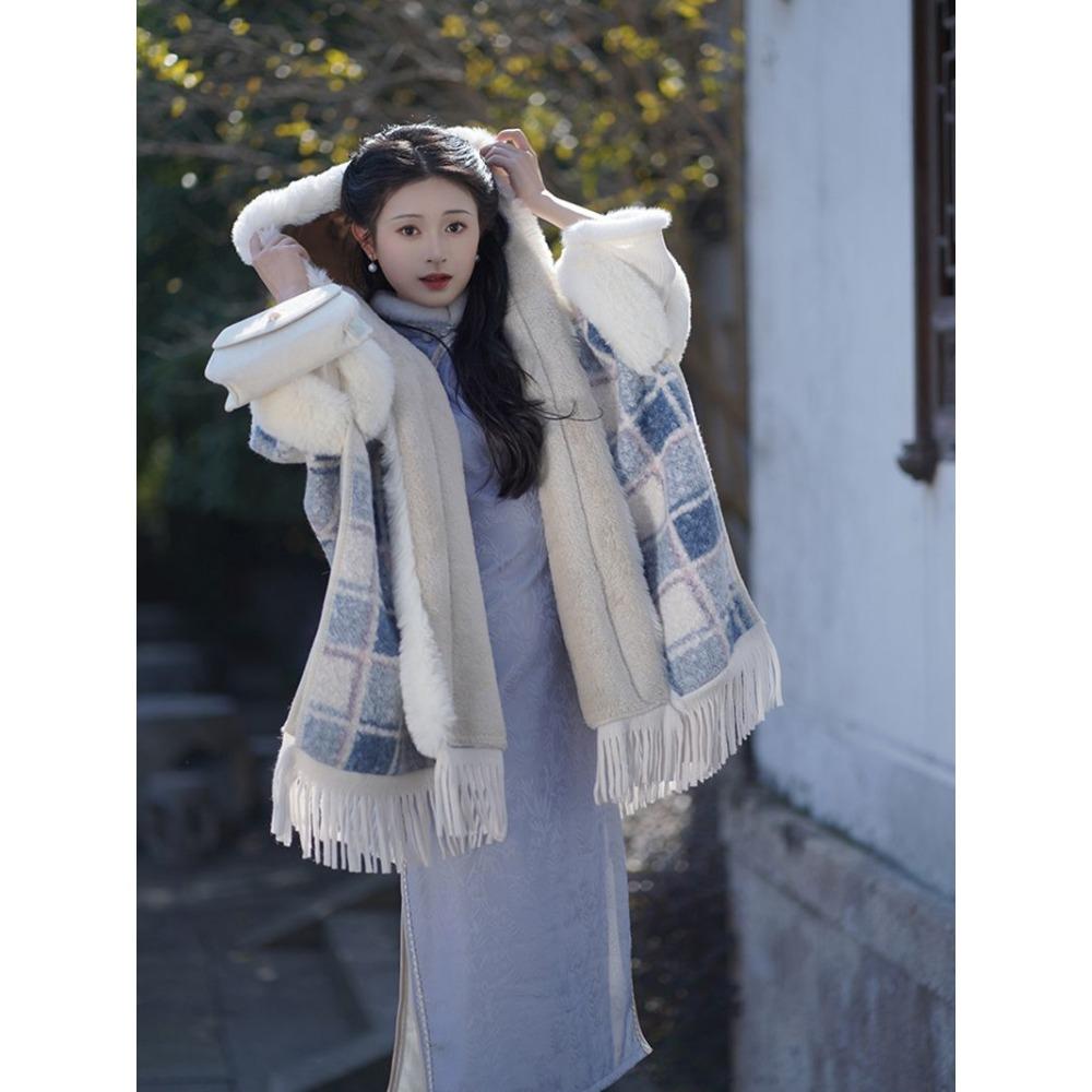 Long Cape Shawl with Cheongsam Outerwear Fleece-lined Thickened Jacket Tassel Top