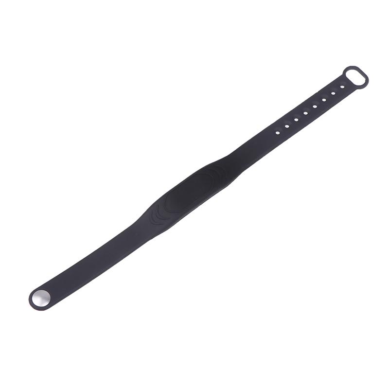 Adjustable Pure Black Silicone Rfid Wristband 125Khz/13.56Mhz 14443A Ic Chip Waterproof Wristband Bracelet