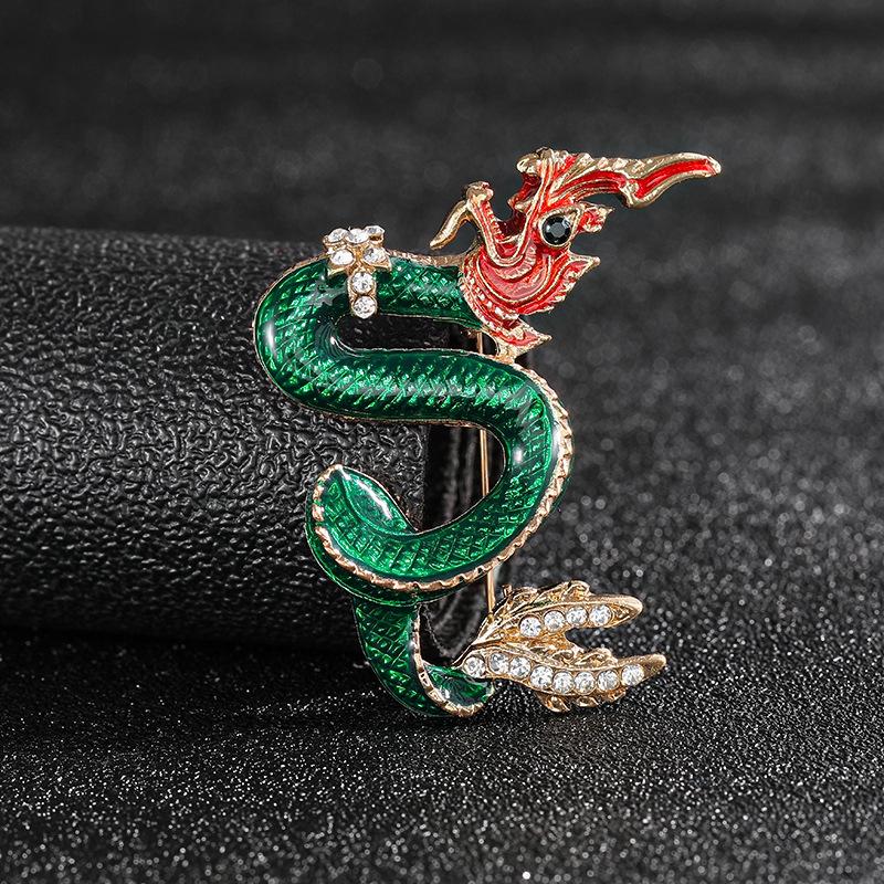 Drago Totem Tipo Drago Anno del Drago Segno Zodiacale Accessori a Goccia d'Olio Spilla Trendy