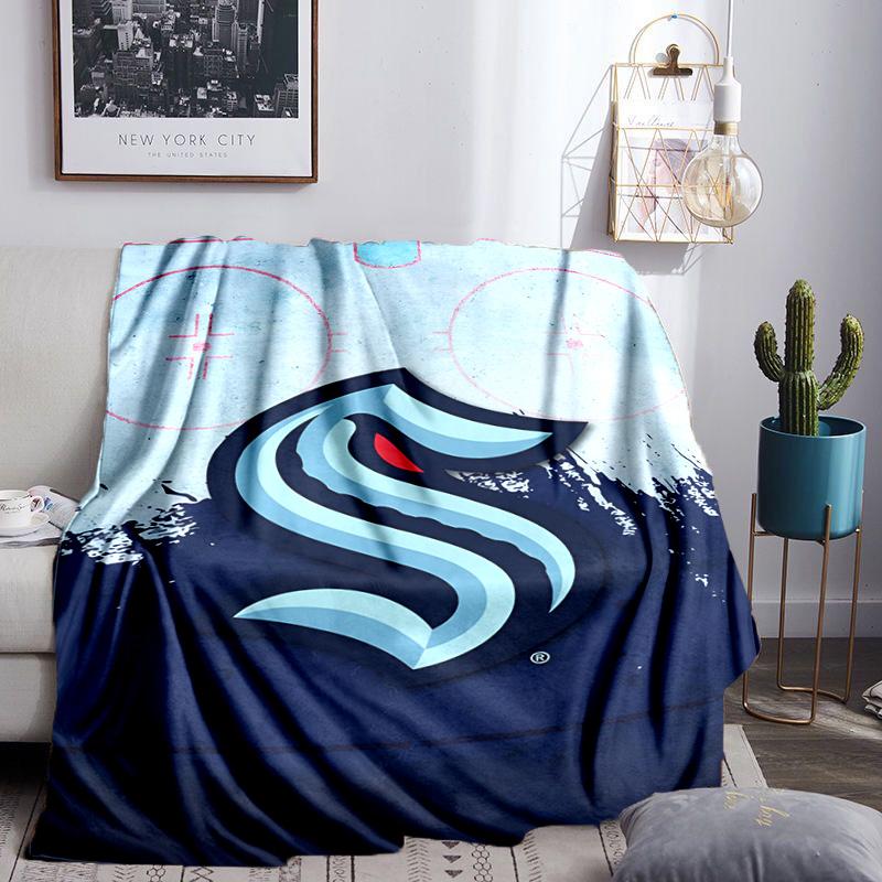 Seattle Kraken Logo Throws Blanket Flannel Blankets Plush for Couch Bed Gifts for Men Women Travel picnic blanket Christmas fan gifts
