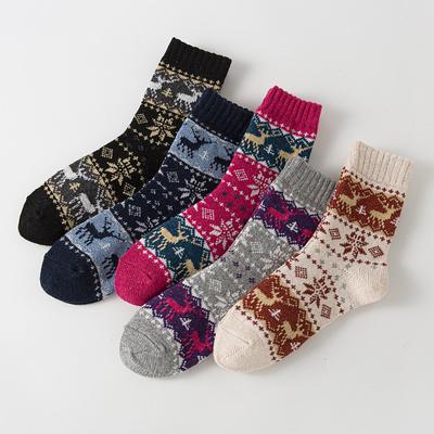 5/10 Paires Chaussettes Mi-Mollet Confortables Décontractées et Polyvalentes pour Femmes Automne Hiver Épaissies en Laine avec Motif Cerf