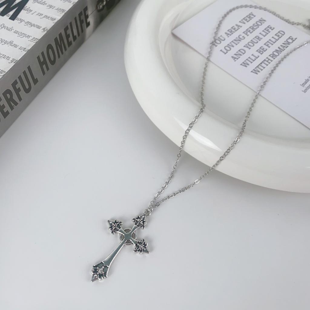 1111 New Silver Cross Necklace Cold Wind Necklace Women's Niche Design Clavicle Chain Fashion Necklace Pendant