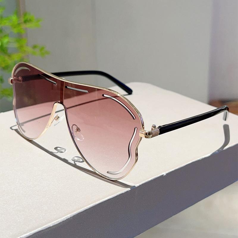 Oversized Shield One-Piece Punk Sunglasses Women  Luxury  Square Sun Glasses for Ladies Metal Big Frame Eyewear UV400