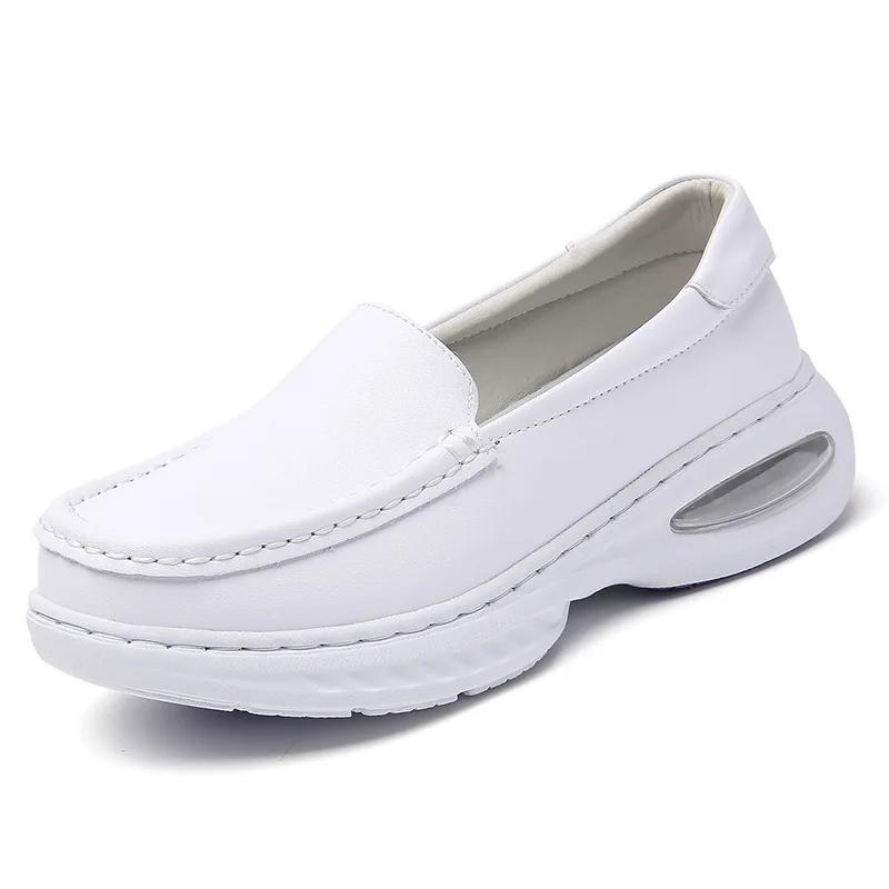Flat Shoes Women Loafers Casual Slip on Nurse Shoes Women Outdoor Non Slip Soft Breathable White Work Shoe 2025