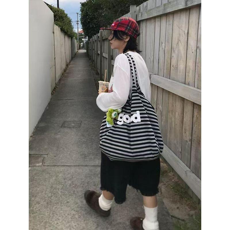 

Spring And Summer Morning Eight People Go To Work, Black And White Striped Tote Bag, Large Capacity Shoulder Stacked Shopping Bag, Tote Bag