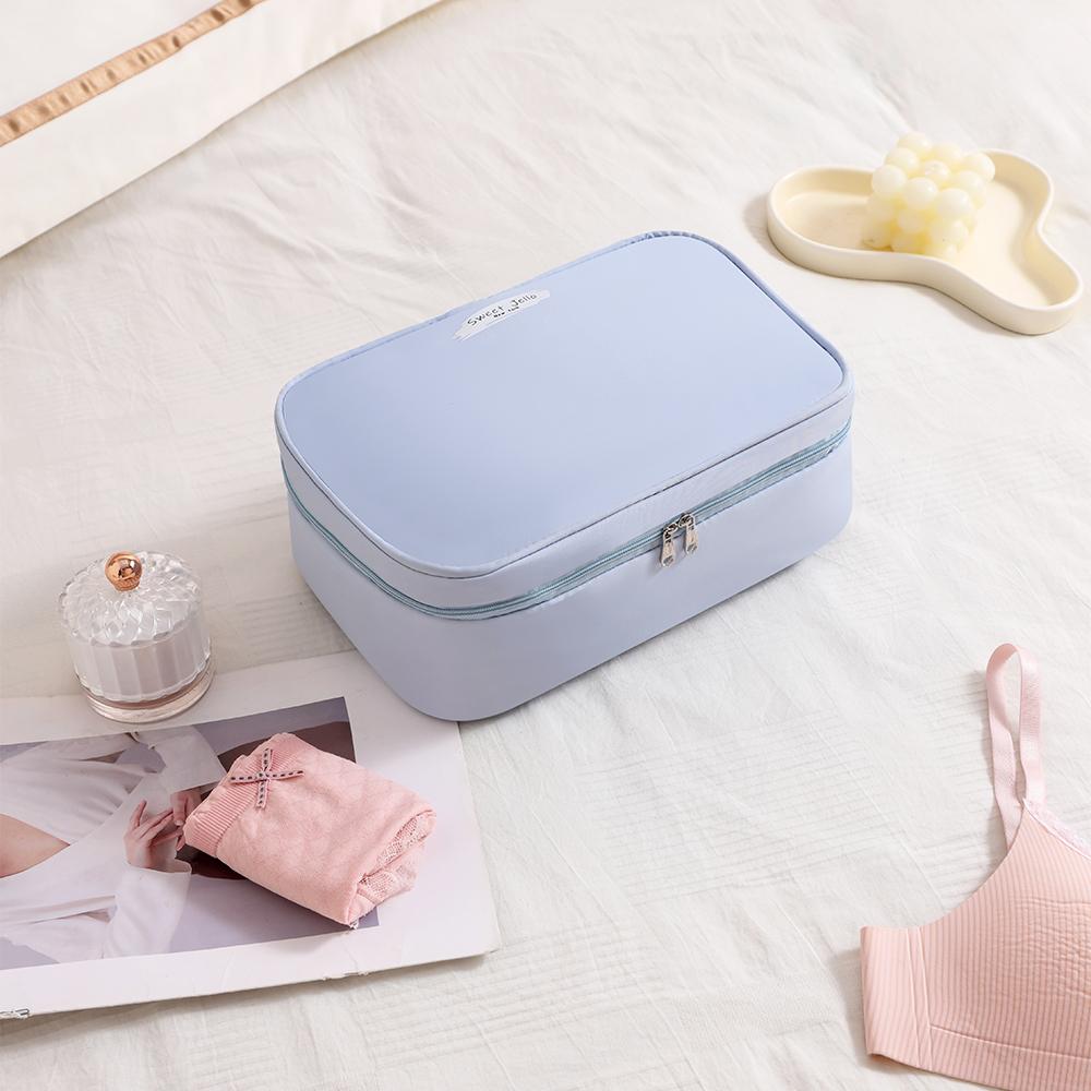 

Travel Underwear Storage Bag, Large Capacity, Multi-functional for Travel and Business Trips, Underwear and Bra Pouch, Portable світло-синій колір