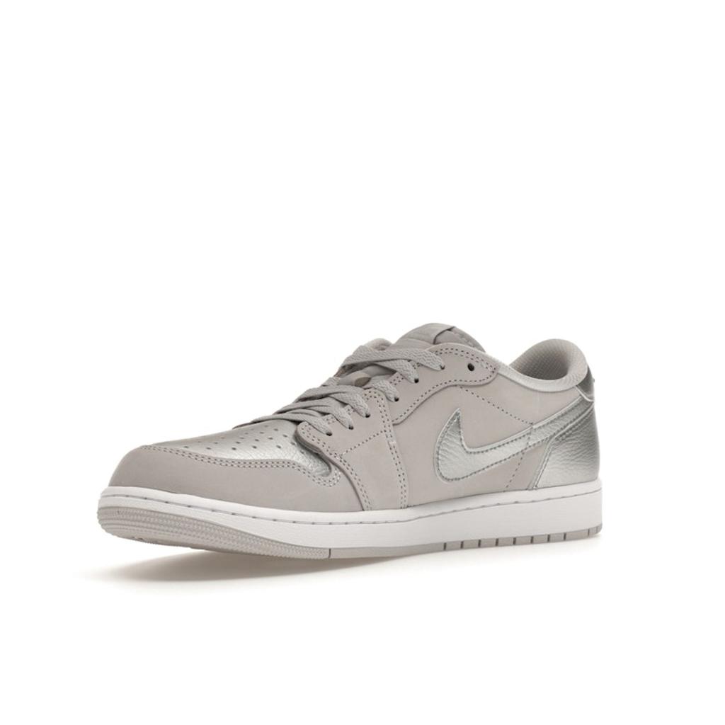 Air Jordan 1 Retro Low OG Metallic Silver Unisex Sneakers Grey Neutral-Grey White CZ0790-002