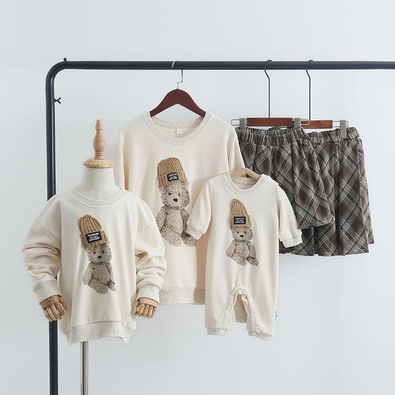 Autumn Family Portrait Bear Doll Pullover: Loose Baby & Parent Sweatshirt