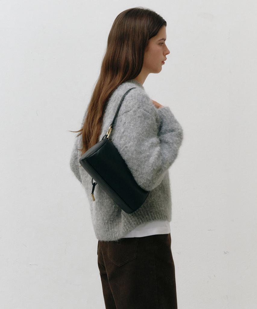 Ostkaka Forena Barrel Shoulder Black