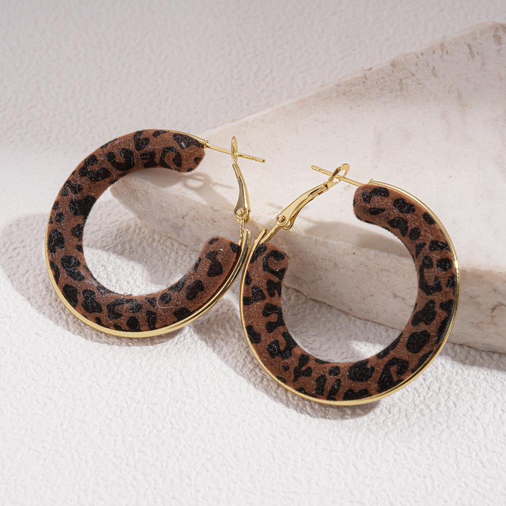 Autumn and Winter Flocking Leopard Print Geometric Round Water Drop U-shaped Ear Buckle Maillard Earrings