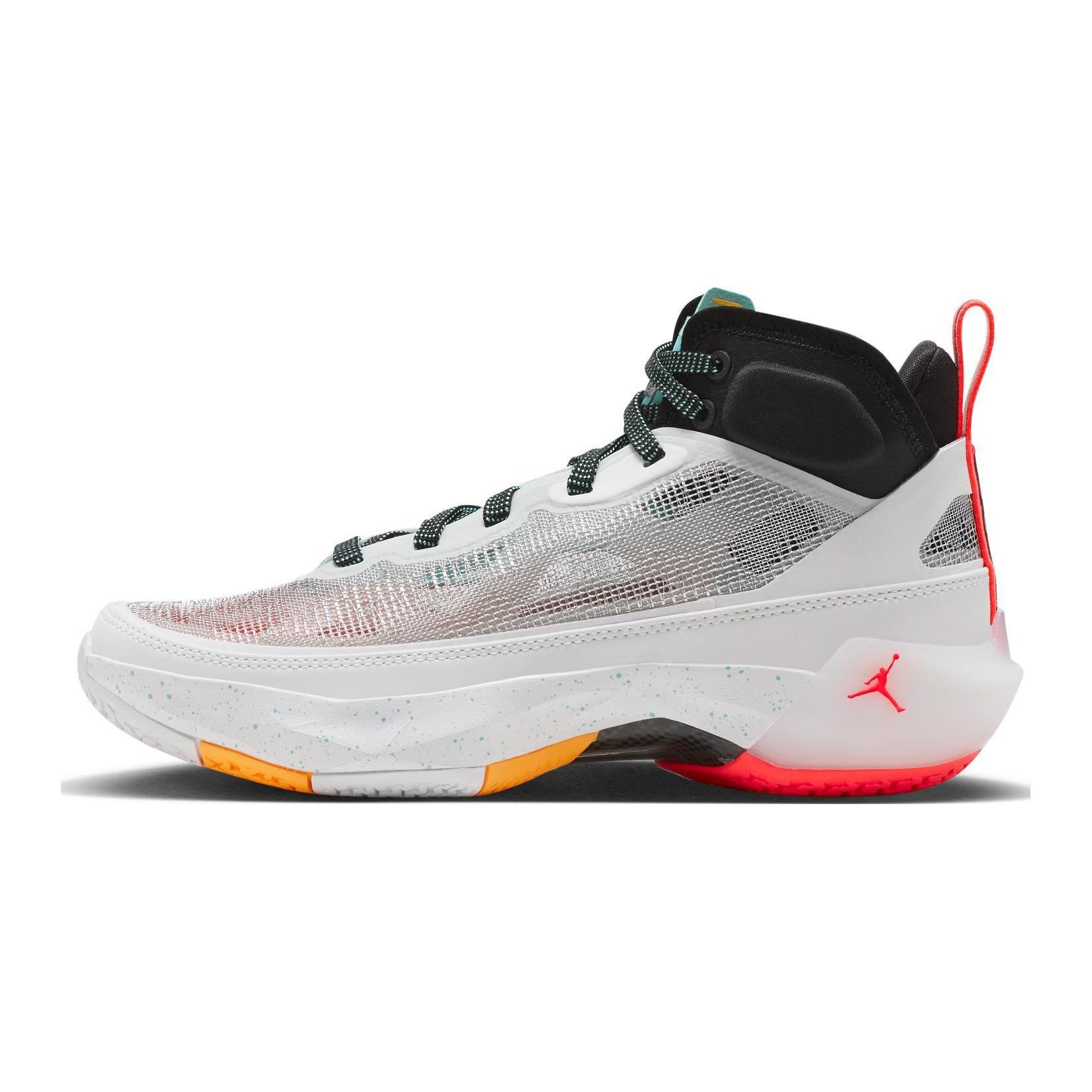 Jordan Air Jordan 37  Гуо Айлунь Нескользящая Защита от ударов Амортизация Средняя Высота Детские Баскетбольные Кроссовки Белый Черный FJ4495-130 36