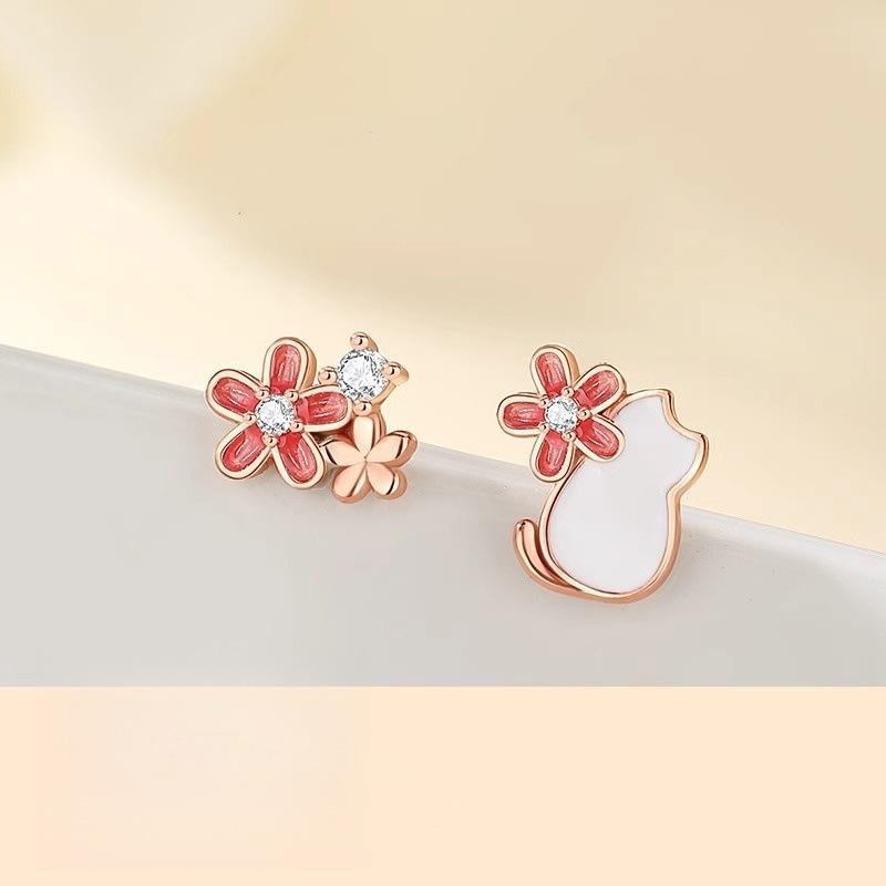 Flower and Cat Stud Earrings Female Cute Earrings High-end Cat Earrings Birthday Gift