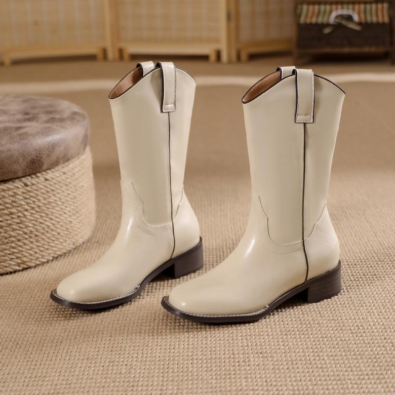 2025 Autumn and Winter New V-mouth Retro Round Head Flat Bottom Matte Soft Leather Medium Tube Boots Women's Simple Sleeve Martin Boots