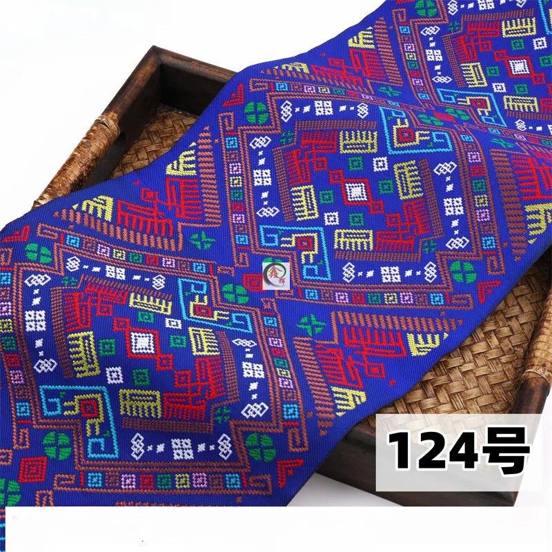 20 cm x 700 cm Hmong Stickerei Spitze Zubehör Miao Nationalität Kleidung Band Brokat Muster Tisch Flagge Wand Hängen Stoff