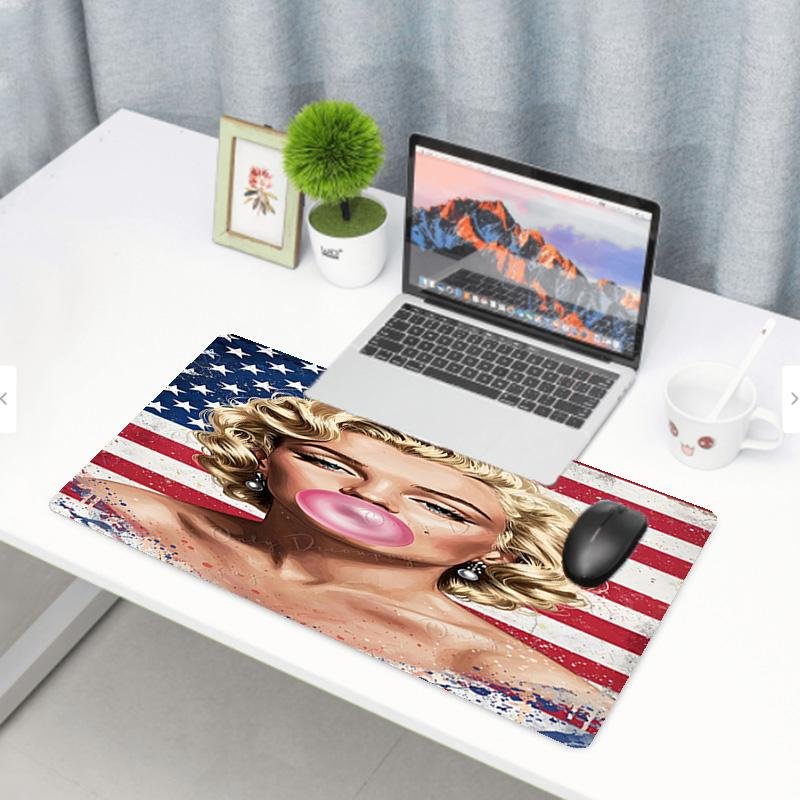Marilyn Monroe Print Mouse Pad, Anti‑Slip Desktop Keyboard Mat, for PC Laptop Gaming Working Daily Use, Cool Festival Surprise Gift