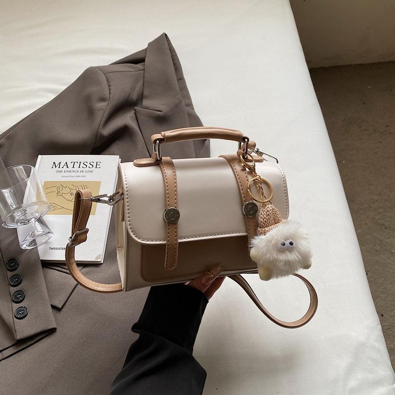 Super Fire Niche Bag Women's Spring and Summer 2025 New Fashion Korean Shoulder Messenger Bag High-end Portable Messenger Bag