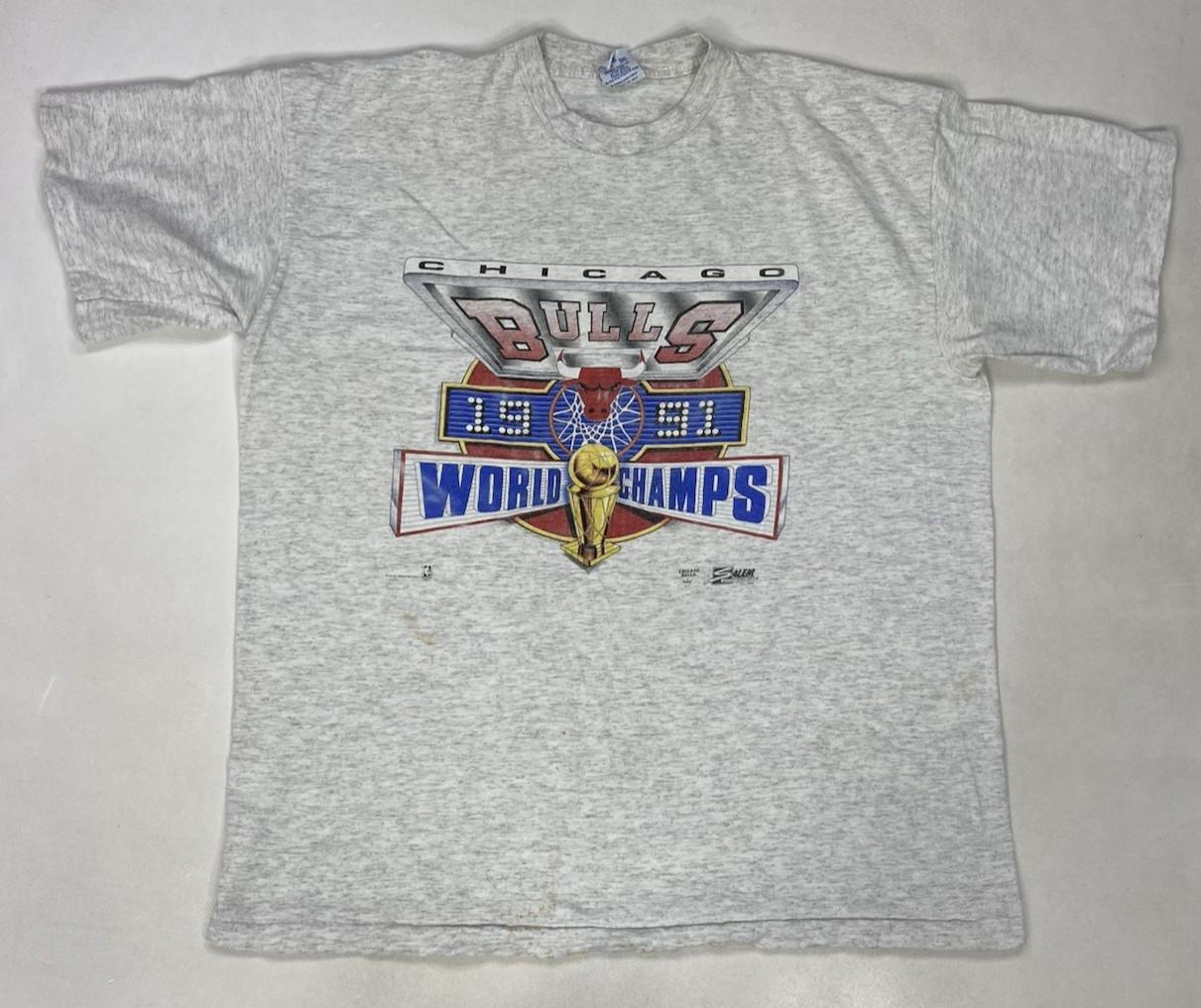 VINTAGE Chicago Bulls World Champs 1991 Graphic T-shirt Men XL 90s Single Stitch XL