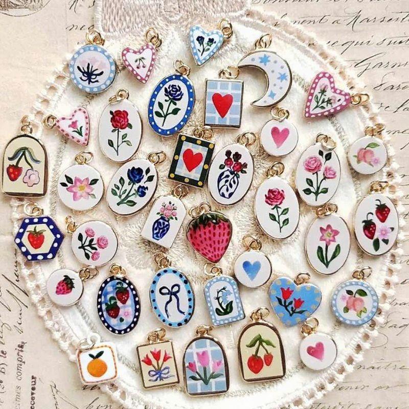 HOT Mini Copper Flower Pendant For Women Flower Strawberry Love Painting INS Necklace Choker Pendant For Jewelry Bracelet