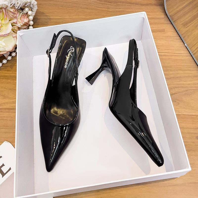 

Босоножки Баотоу женские 2025 новые летние однословные из лакированной кожи красные на высоком каблуке женские на тонком каблуке с острым носком с открытой пяткой одинарные туфли 42 чёрный