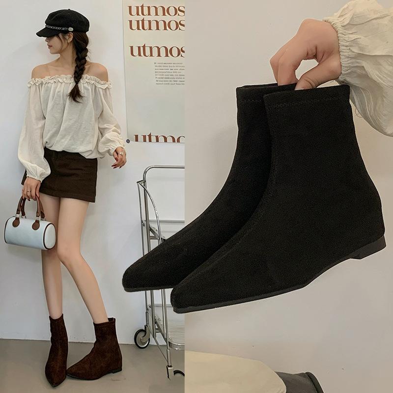Korean version of retro niche pointed head low heel short boots women's autumn and winter new suede fashion versatile and thin fashion boots