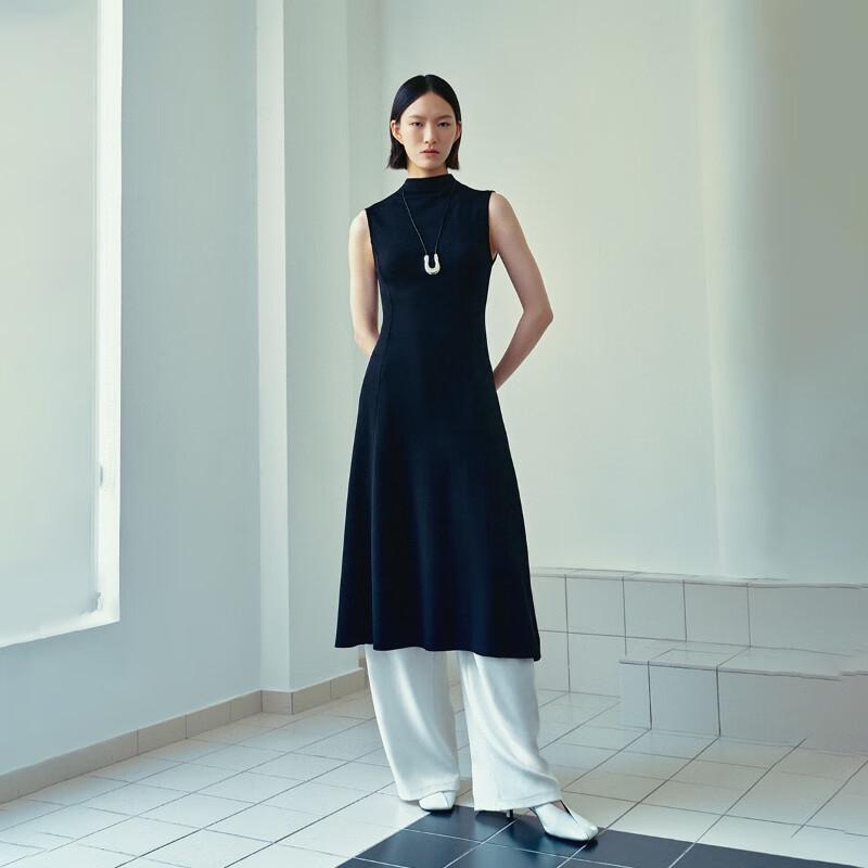 VEROMODA 2025 Summer Sleeveless A-Line Little Black Dress