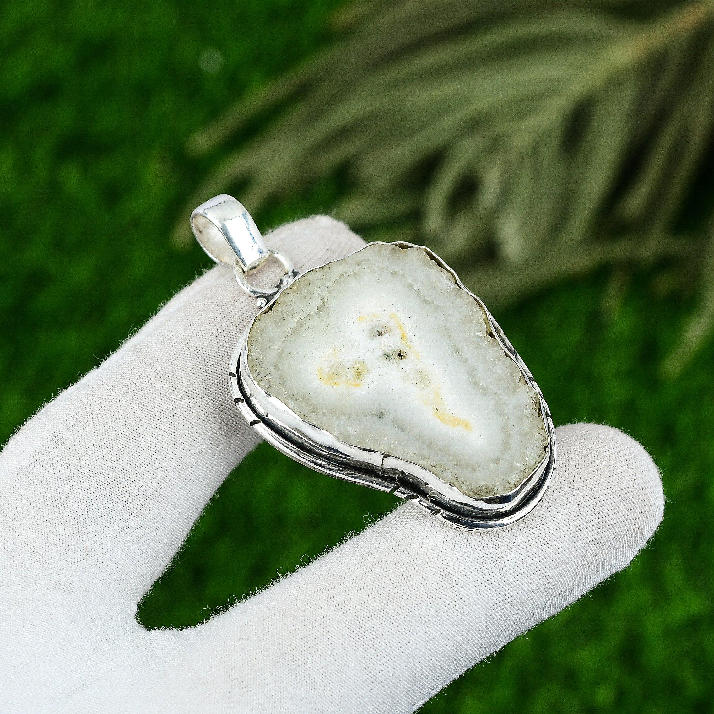 

Pentagon Solar Moss Opal Stone Bezel Art Deco Elegant Pendant Sterling Silver