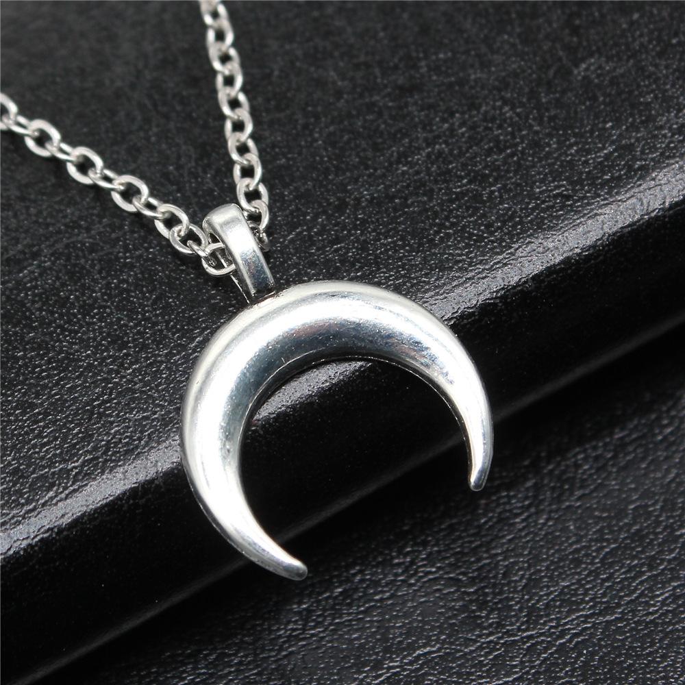 Fashion Simple Classic Antique Silver Color Crescent Moon Pendant Girl Women Short Chain Necklaces Choker Necklace