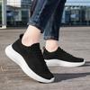 Fashion Green Unisex Breathable Casual Flying Woven Lightweight Sport Sneakers Slip-on Non-Slip Jogging Shoes for Couples Women Men
