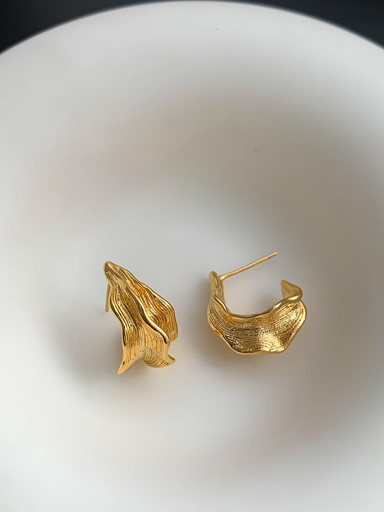 

PANJBJ 925 Sterling Silver Irregular Earring for Women Texture Fold Trend Punk Design Jewelry Gift Dropshipping